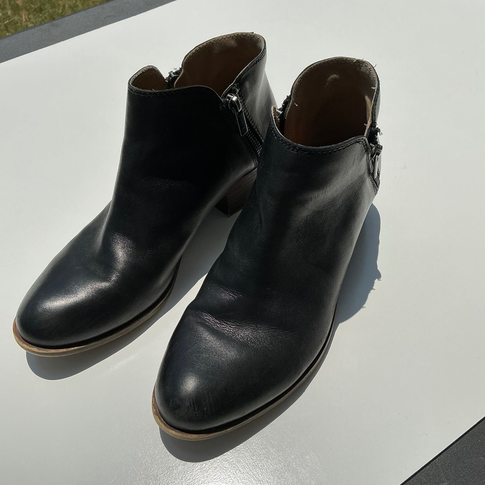 Lucky Brand Burklee Black Leather Ankle Boots Dual Zip Stacked Heel 8.5M - Picture 7 of 8